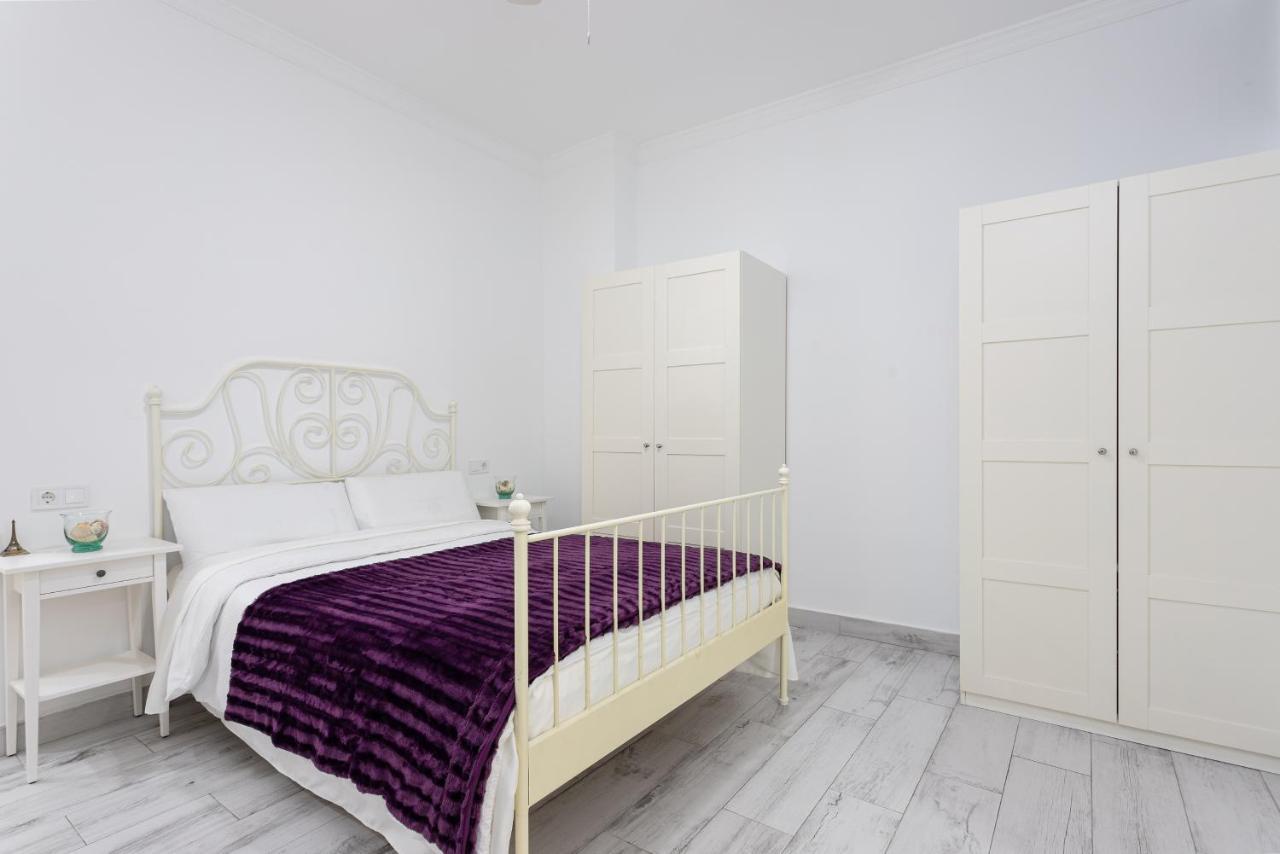 Apartamento Carmen Malaga Luaran gambar